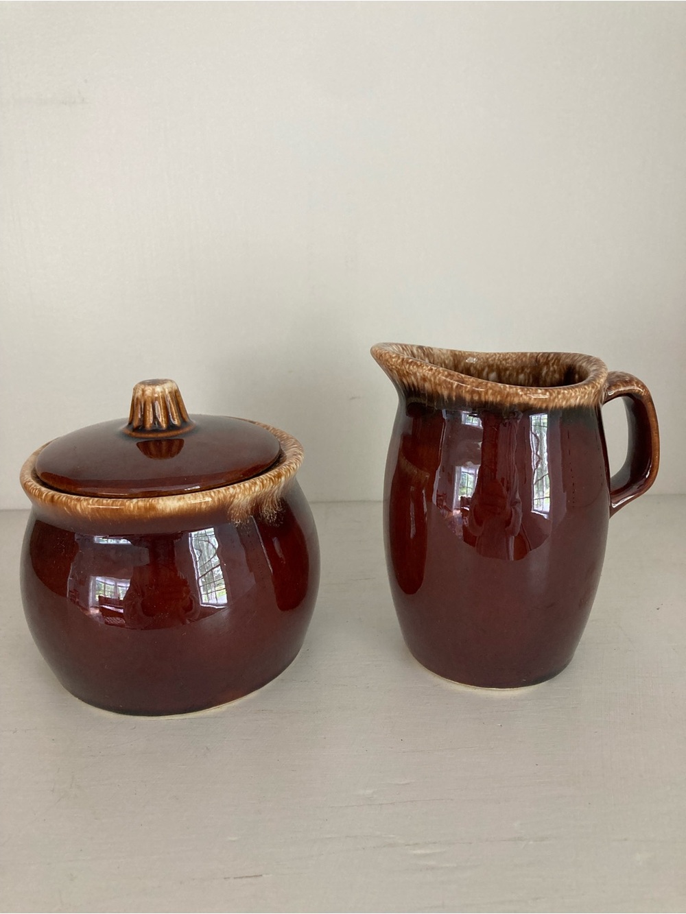 Vintage | Hull Pottery Covered Sugar Bowl and Creamer Set